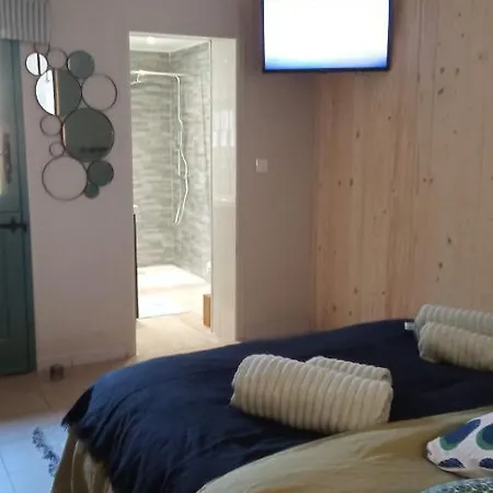 T2 D En Coeur De Dans Maison Avec Jardin Ideal Couple De Curistes Apartmán Balaruc-les-Bains