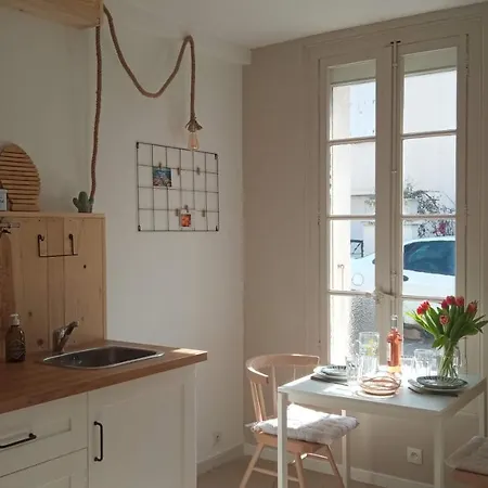 T2 D En Coeur De Dans Maison Avec Jardin Ideal Couple De Curistes Apartmán Balaruc-les-Bains